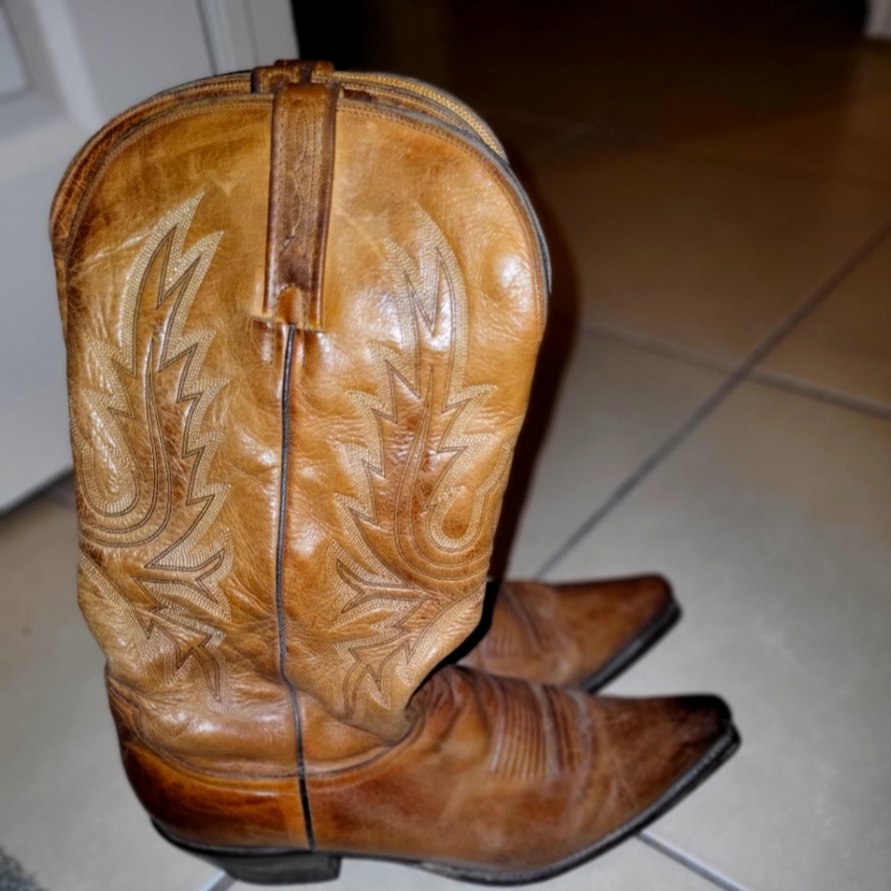 Charlie 1 Horse Women Leather Western Boots, size 11B